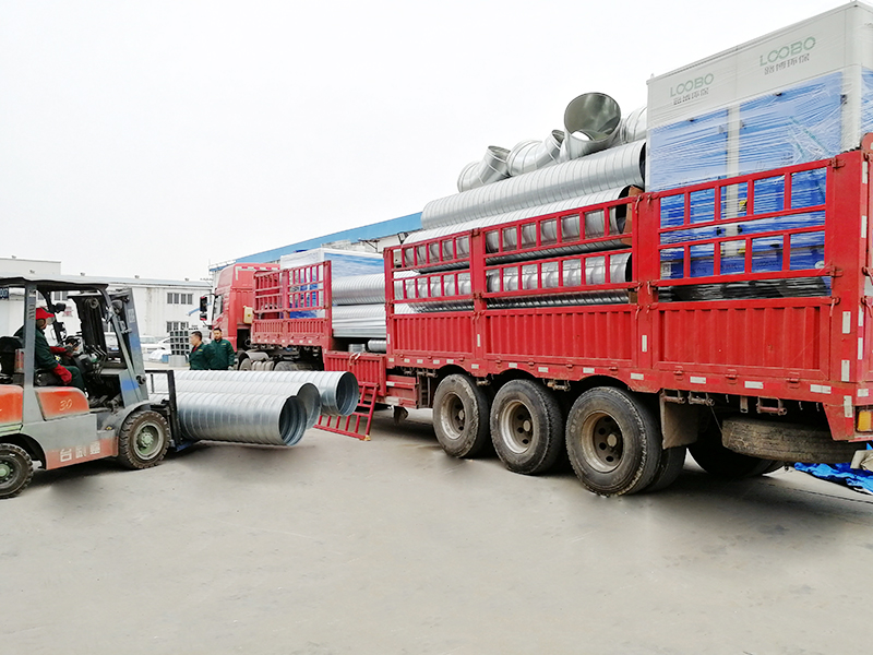 青島地區(qū)工業(yè)除塵器生產廠家，焊接車間除塵設備發(fā)貨